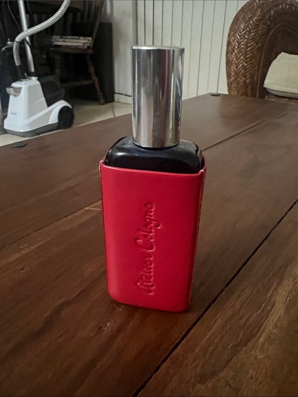 Atelier Cologne absolue spray with leather case